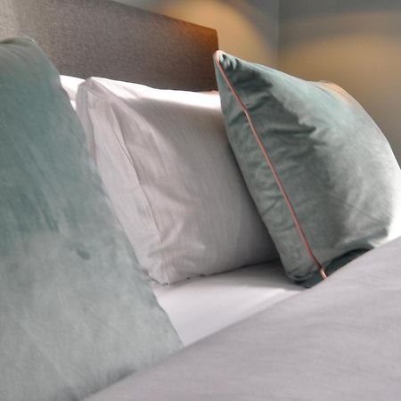 Bridge Street Apartments. Boutique Style Luxury, In The Heart Of Taunton. Rum bild