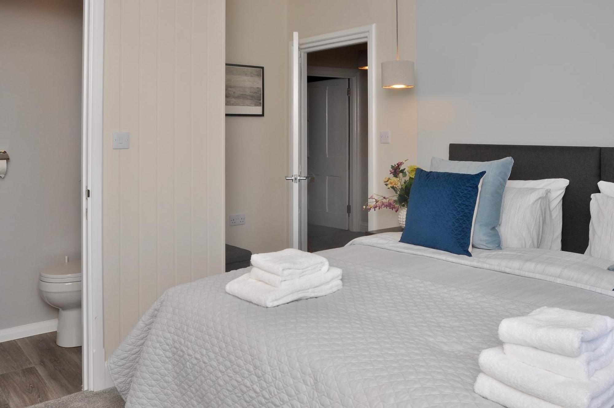 Bridge Street Apartments. Boutique Style Luxury, In The Heart Of Taunton. Rum bild