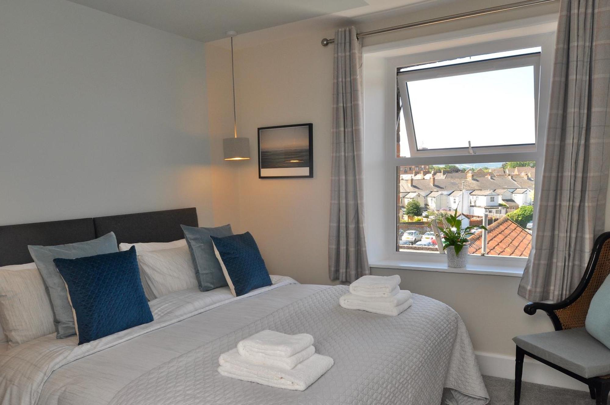 Bridge Street Apartments. Boutique Style Luxury, In The Heart Of Taunton. Rum bild